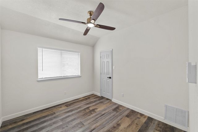2800 Helen Lane, Mesquite, TX 75181