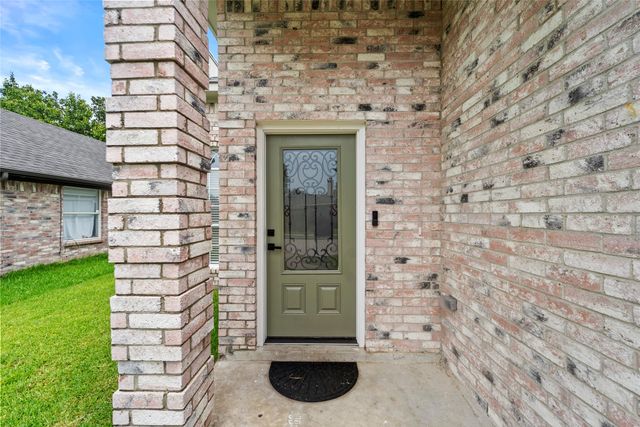 2800 Helen Lane, Mesquite, TX 75181