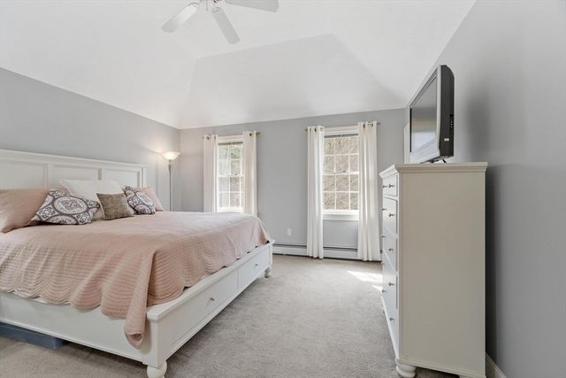 50 Arrowwood St, Methuen, MA 01844