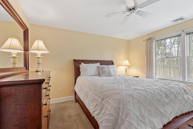 50 Arrowwood St, Methuen, MA 01844