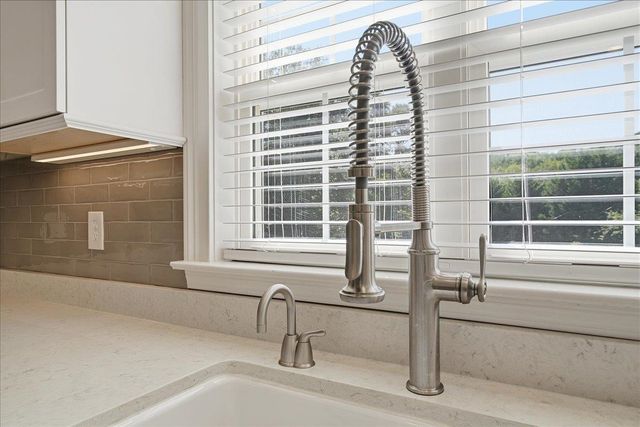 901 Bennetts Bridge Road, Greer, SC 29651