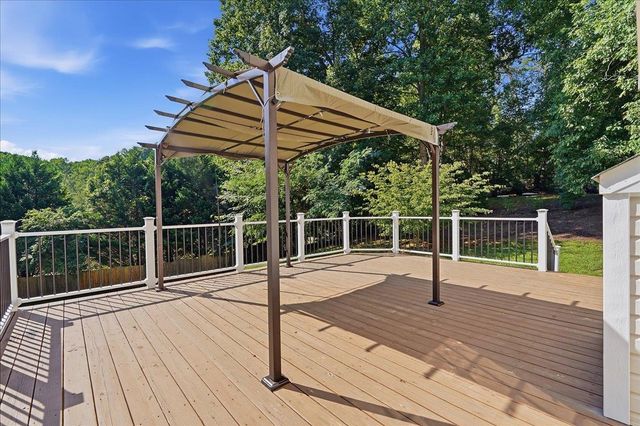 901 Bennetts Bridge Road, Greer, SC 29651