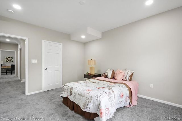 65 Melbourne Street, Detroit, MI 48202