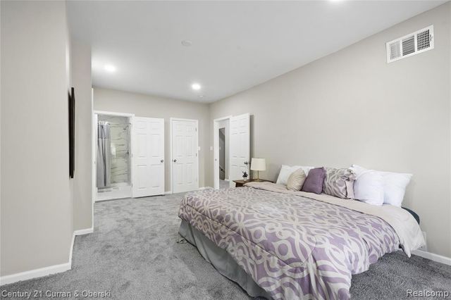 65 Melbourne Street, Detroit, MI 48202