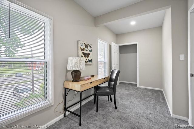 65 Melbourne Street, Detroit, MI 48202