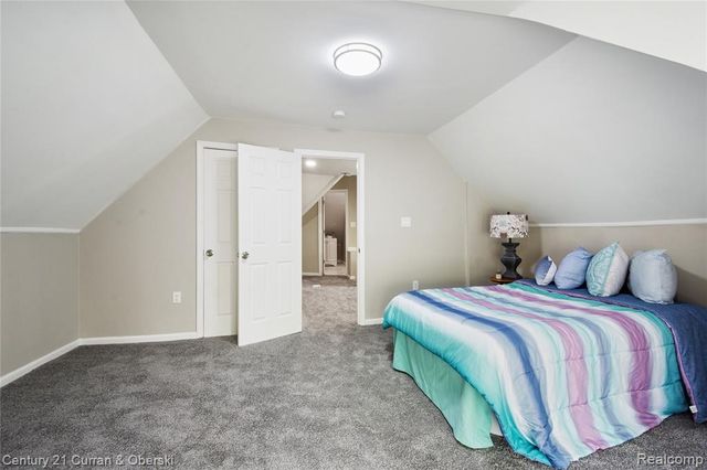 65 Melbourne Street, Detroit, MI 48202