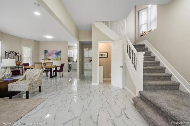 65 Melbourne Street, Detroit, MI 48202