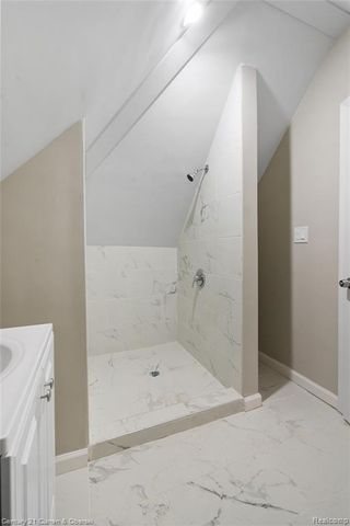 65 Melbourne Street, Detroit, MI 48202