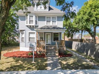 65 Melbourne Street, Detroit, MI 48202