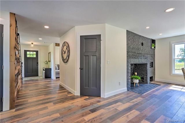 207 S Plank Road, Westtown, NY 10998