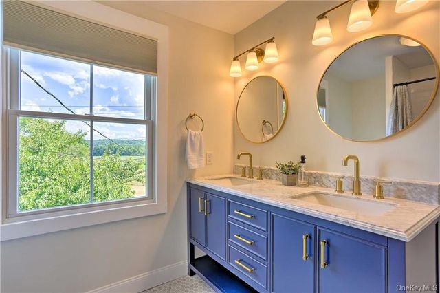 207 S Plank Road, Westtown, NY 10998