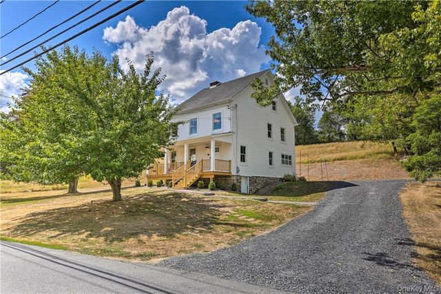 207 S Plank Road, Westtown, NY 10998