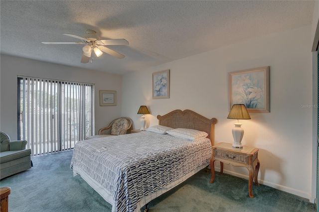 2595 CYPRUS DRIVE 4-219, Palm Harbor, FL 34684