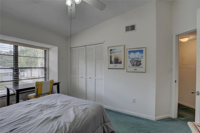 2595 CYPRUS DRIVE 4-219, Palm Harbor, FL 34684