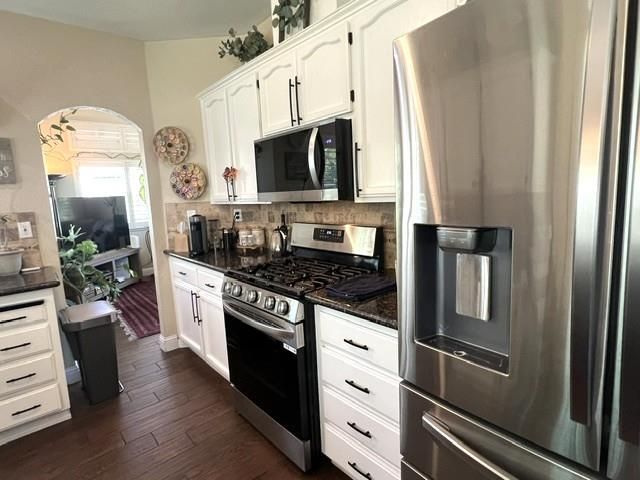 6100 Belfield Cir, Elk Grove, CA 95758