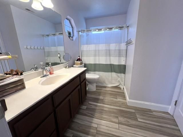 6100 Belfield Cir, Elk Grove, CA 95758