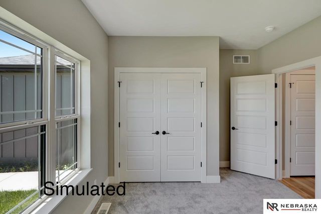 8023 Ephraem Lane, Lincoln, NE 68516