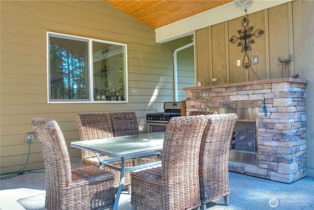 7709 Swift Lane NE, Olympia, WA 98516
