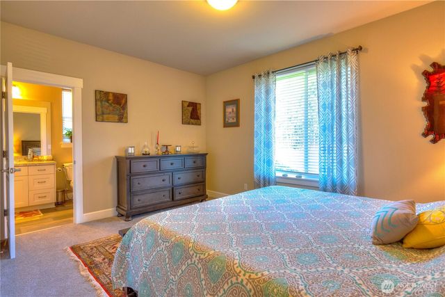 7709 Swift Lane NE, Olympia, WA 98516