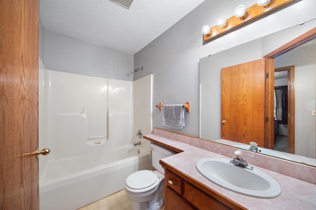 27990 Polk Street NE, Isanti, MN 55040