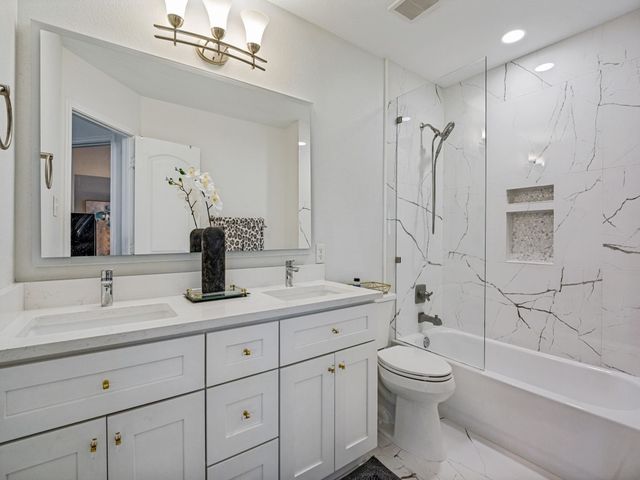 3251 Yeltes, Grand Prairie, TX 75054