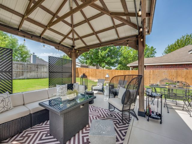 3251 Yeltes, Grand Prairie, TX 75054