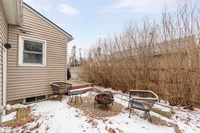 105 Cornwall Avenue, Waterloo, IA 50702