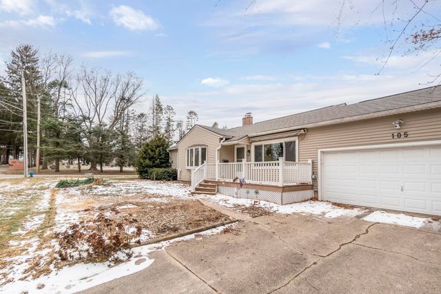 105 Cornwall Avenue, Waterloo, IA 50702