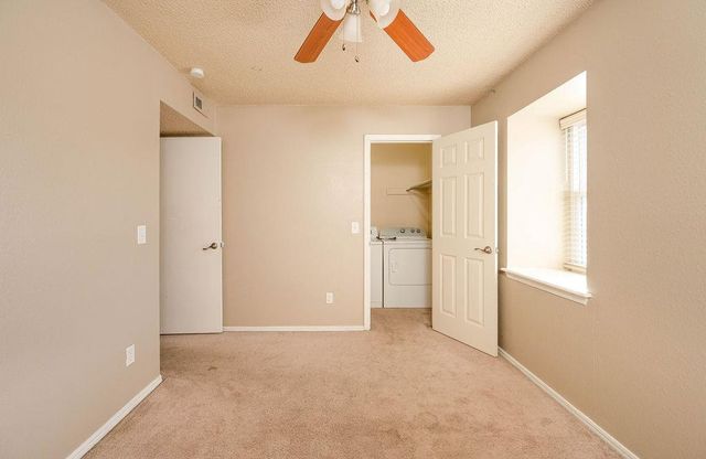 11421 N May Avenue B, Oklahoma City, OK 73120