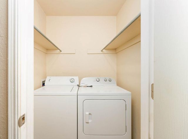 11421 N May Avenue B, Oklahoma City, OK 73120