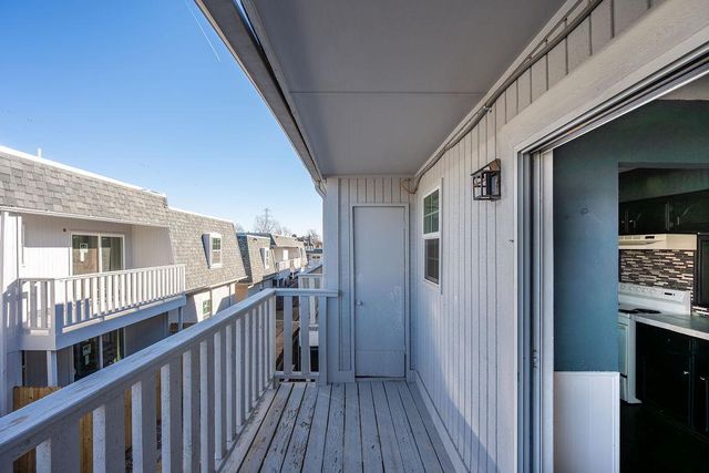 11421 N May Avenue B, Oklahoma City, OK 73120