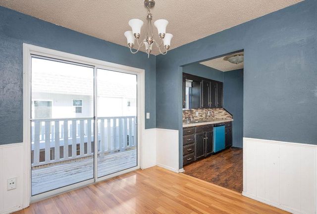 11421 N May Avenue B, Oklahoma City, OK 73120