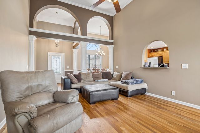 104 Mesa Drive, Portland, TN 37148