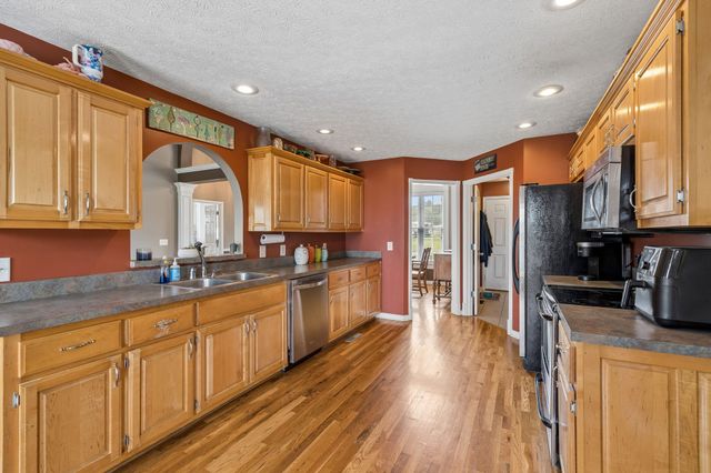 104 Mesa Drive, Portland, TN 37148