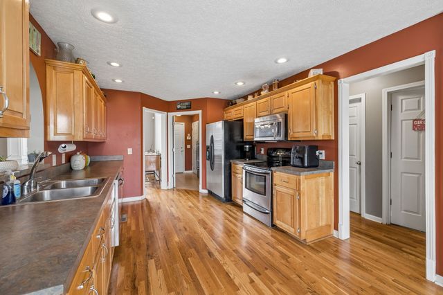 104 Mesa Drive, Portland, TN 37148