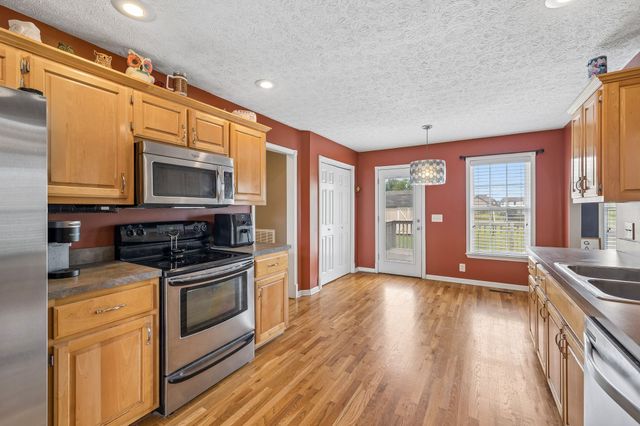 104 Mesa Drive, Portland, TN 37148