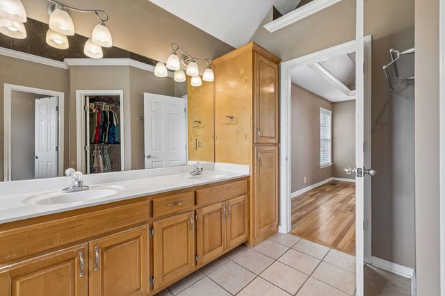 104 Mesa Drive, Portland, TN 37148