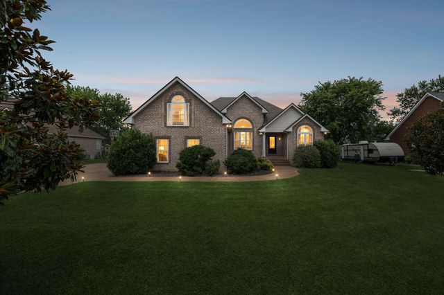 104 Mesa Drive, Portland, TN 37148