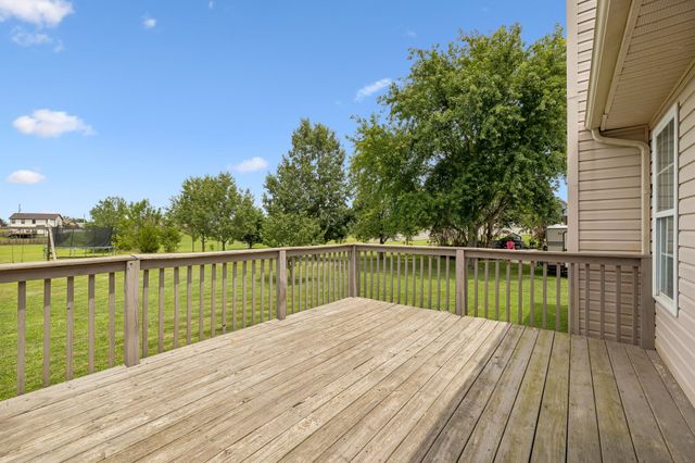 104 Mesa Drive, Portland, TN 37148