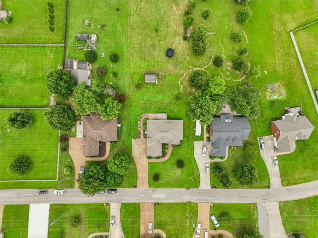 104 Mesa Drive, Portland, TN 37148