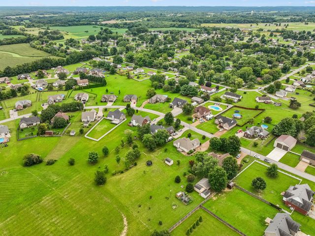 104 Mesa Drive, Portland, TN 37148