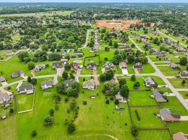 104 Mesa Drive, Portland, TN 37148