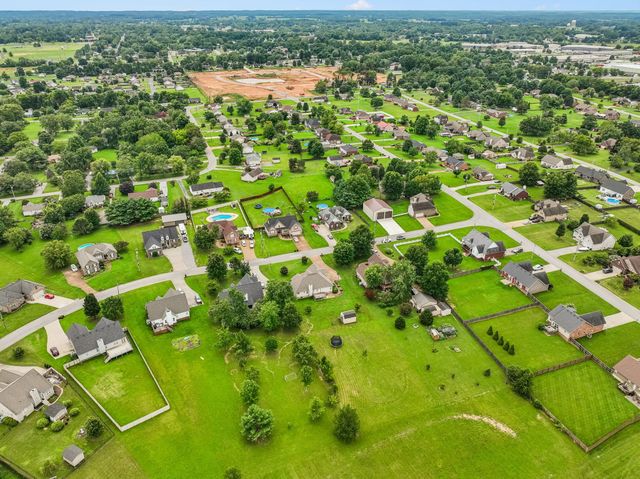 104 Mesa Drive, Portland, TN 37148