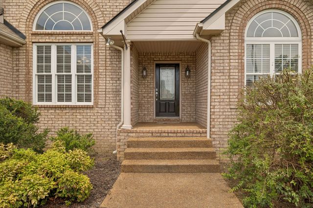 104 Mesa Drive, Portland, TN 37148