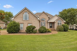 104 Mesa Drive, Portland, TN 37148
