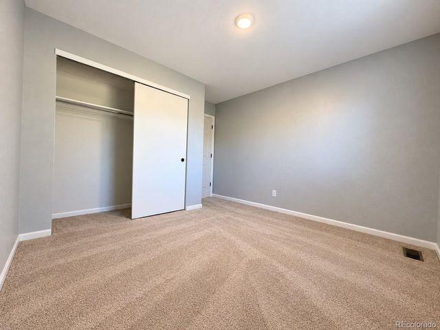 9557 Brentford Dr, Highlands Ranch, CO 80130