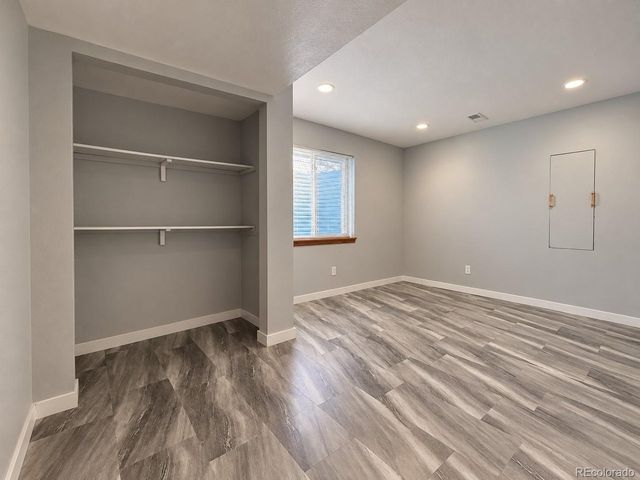 9557 Brentford Dr, Highlands Ranch, CO 80130