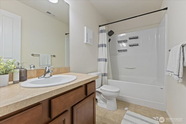 4405 E Roosevelt Avenue, Tacoma, WA 98404