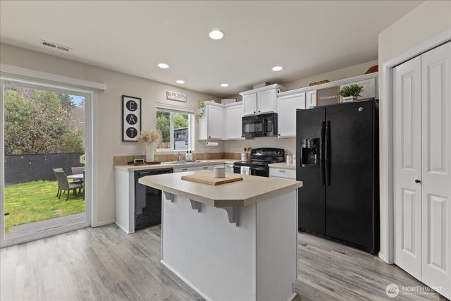 4405 E Roosevelt Avenue, Tacoma, WA 98404