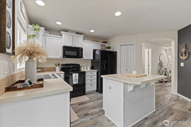 4405 E Roosevelt Avenue, Tacoma, WA 98404